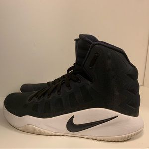 2016 Nike Hyperdunk
